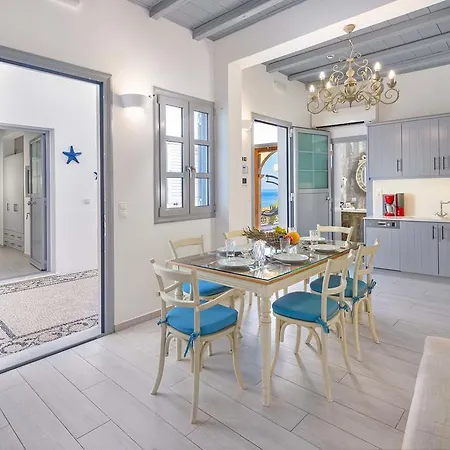 Vila Shore Boutique With Sea View