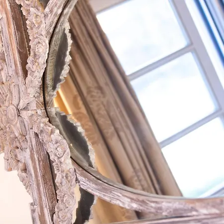 Shore Boutique With Sea View