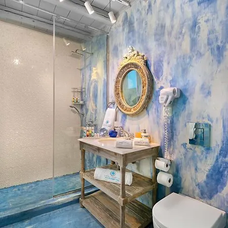 Shore Boutique With Sea View *