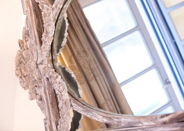 Shore Boutique With Sea View