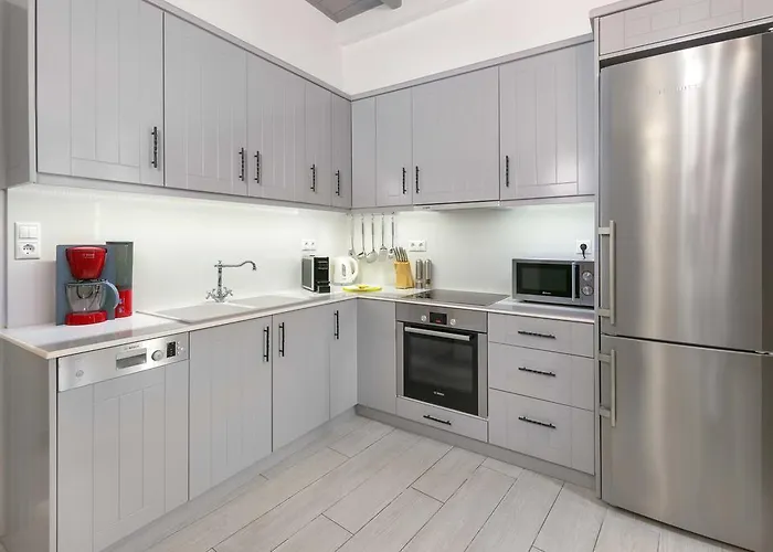 Shore Boutique With Sea View فيلة لينثوس