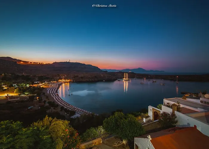 Shore Boutique With Sea View