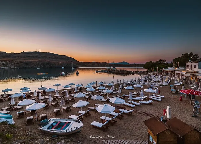 Shore Boutique With Sea View