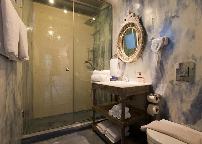 Shore Boutique With Sea View וילה