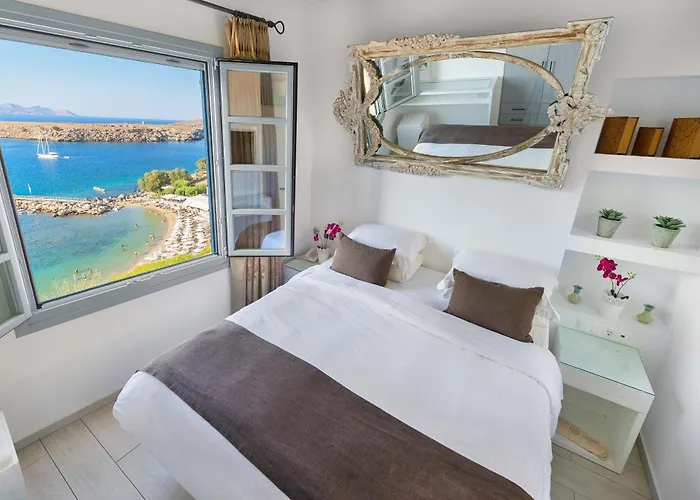 Shore Boutique With Sea View